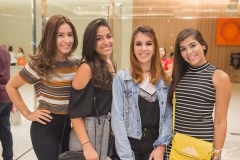 Amanda Teles, Vanessa Monteiro, Lara Silva e Letícia Lima