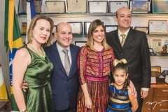 Natália Rios, Roberto Cláudio, Carol e Roberta Bezerra e Rafael Oliveira