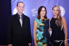 Arlen Peter, Gloria Peter e Erica Peter
