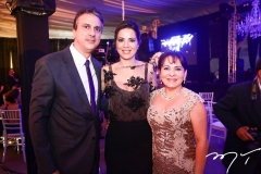 Camilo Santana e Onélia Leite, com Regina Leitão