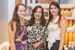Paula Assunção, Martinha Assunção e Lorena Pouchain