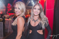 Ana Cecília Echebarra e Júlia Pessoa