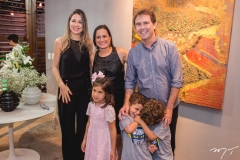 Mostra Comemorativa Resquícios de Nós