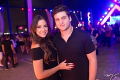 Fernanda Levy e Omar Macedo