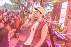 Natal do Colosso Lake Lounge