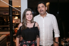 Júlia Bastos e Bruno Queiroz