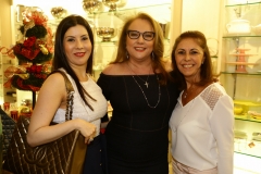 Lia Linhares, Luiziane Cavalcante e Melânia Torres