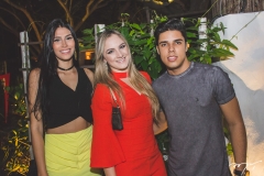 Lorena Matos, Larissa Benevides e Jonathan Vieira