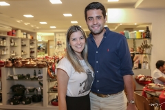 Lurdinha Brasil e Victor Oliveira