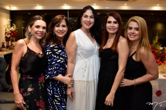 Lilian Porto, Martinha Assunção, Izabela Fiuza, Lorena Pouchain e Letícia Studart