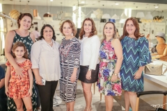 Mariana e Katiana Melo, Magdalena Bonfim, Adélia Magalhães, Márcia Albuquerque, Lídia Militão e Cláudia Castelo Branco