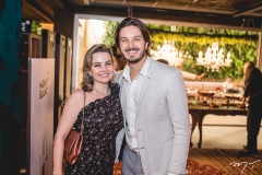 Daniela Barreira e Levi Castelo Branco