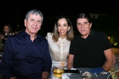 Márcio e Márcia Távora e Dito Machado