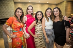 Jamile Castro, Natália Diogo, Karina Mota, Andrea Araripe e Rafaela Baquit