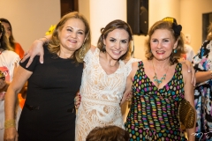 Lenise Rocha, Adriana Queiroz e Renata Jereissati