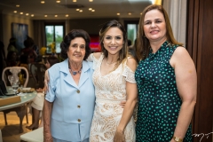 Lila Diógenes, Adriana Queiroz e Viviane Quezado