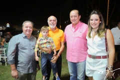 Chiquinho Aragão, com Maurício, Nilton, Rafael e Silvinha Leal