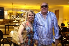 Maria Vanda Sá e Valdelio Leite