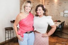 Andréa Fialho e Montiele Arruda