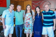 Pedro Gadelha, Majela Félix, Adriana Maia, Ligia Antunes e Damilo Maia