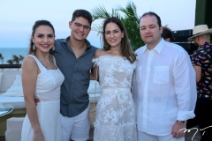 Adriana, Otavinho, Marilia e Otavio Queiroz