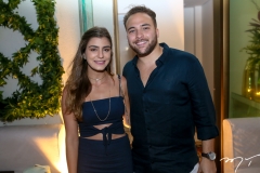 Sarah Abreu e Matheus Valença