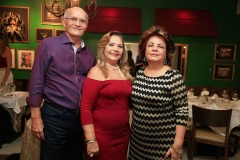 Tito e Beth Sampaio e Sandra Laranjeira