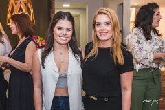 Letícia e Letícia Studart