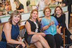 Andrea Aguiar, Beatriz e Sarah Philomeno