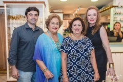 Eduardo Cals, Beatriz Philomeno, Júlia Philomeno e Mari Martini