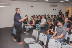 Palestra sobre Alfabetização Visual