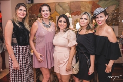Karina Jalles, Amanda Viana, Natália Teixeira, Lilianne Veloso e Jomara Cid