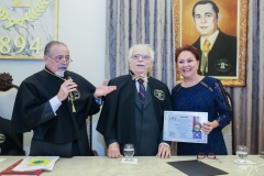Paula Queiroz Frota e Edson Queiroz Neto são empossados na ACLJ