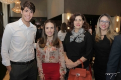 Pedro Jereissati, Lucinha Feitosa, Maria Jose Jereissati e Renata Oliveira