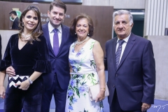 Camila, Paulo José, Inês e Armando Benevides