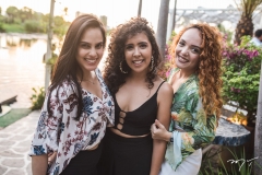 Carolina Sobreira, Caroline Pinto e Monique Veloso
