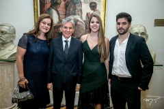Jo, Padua, Tais e Victor Lopes
