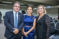 Ricardo e Manoela Bacelar e Ana Paula Araújo