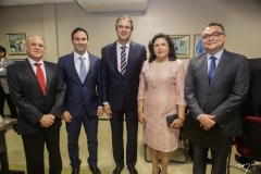 Gladyson Pontes, Tiago Asfor, Camilo Santana, Nailde Pinheiro e Roberto Viana
