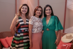 Nila Texeira, Rosalia e Alexandra Albuquerque