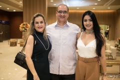 Cristiane, Walder e Carolina Ary