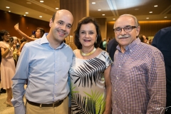 Henrique, Leninha e Ednilton Soares