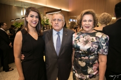 Juliana Fátima, João e Auxiliadora Paes Mendonça