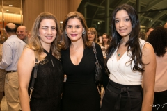 Karmilse Marinho, Liliana Linhares e Vanessa Tatila