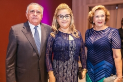 João Carlos Paes Mendonça, Lisiane Paiva e Auxiliadora Paes Mendonça