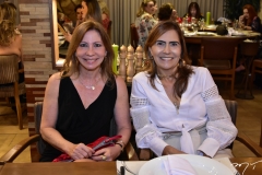 Eveline Pinheiro e Débora Moreira