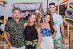 João e Ilaria Nogueira, Beatriz Arrais e Thomaz Nogueira