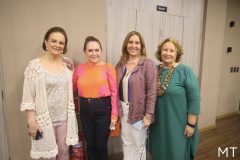 Anette Reeves, Rosangela Oliveira, Adriana Torquatro e Ethel Whitehurst