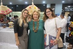 Kaline Bezerra, Ethel Whitehurst e Aline Miranda.