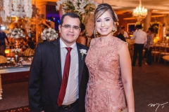 Euton Ferrer e Kassia Aragão